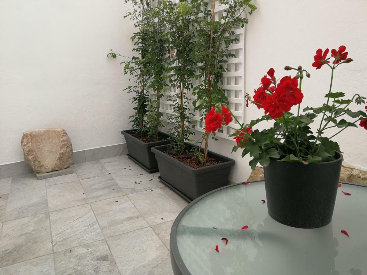 Patio de la Escalera - Agustín Moreno 46 Córdoba Exterior foto